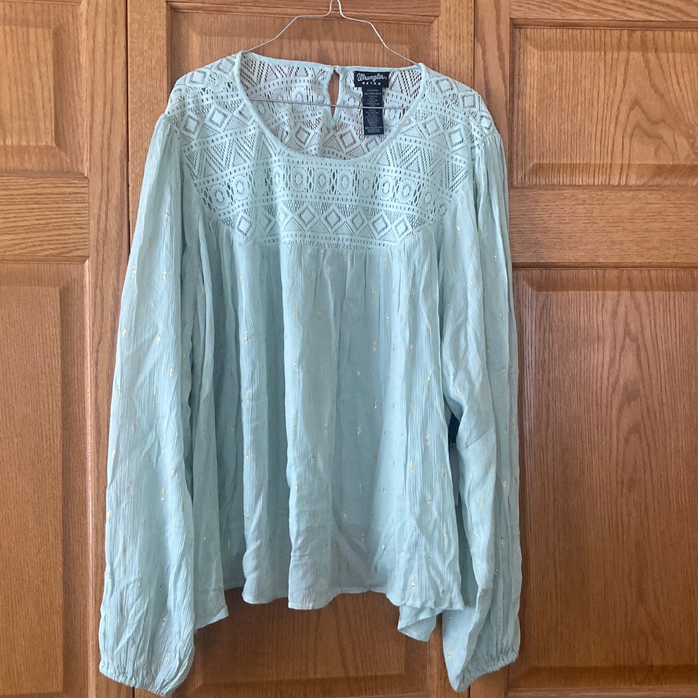Wrangler Mint green top with gold dots